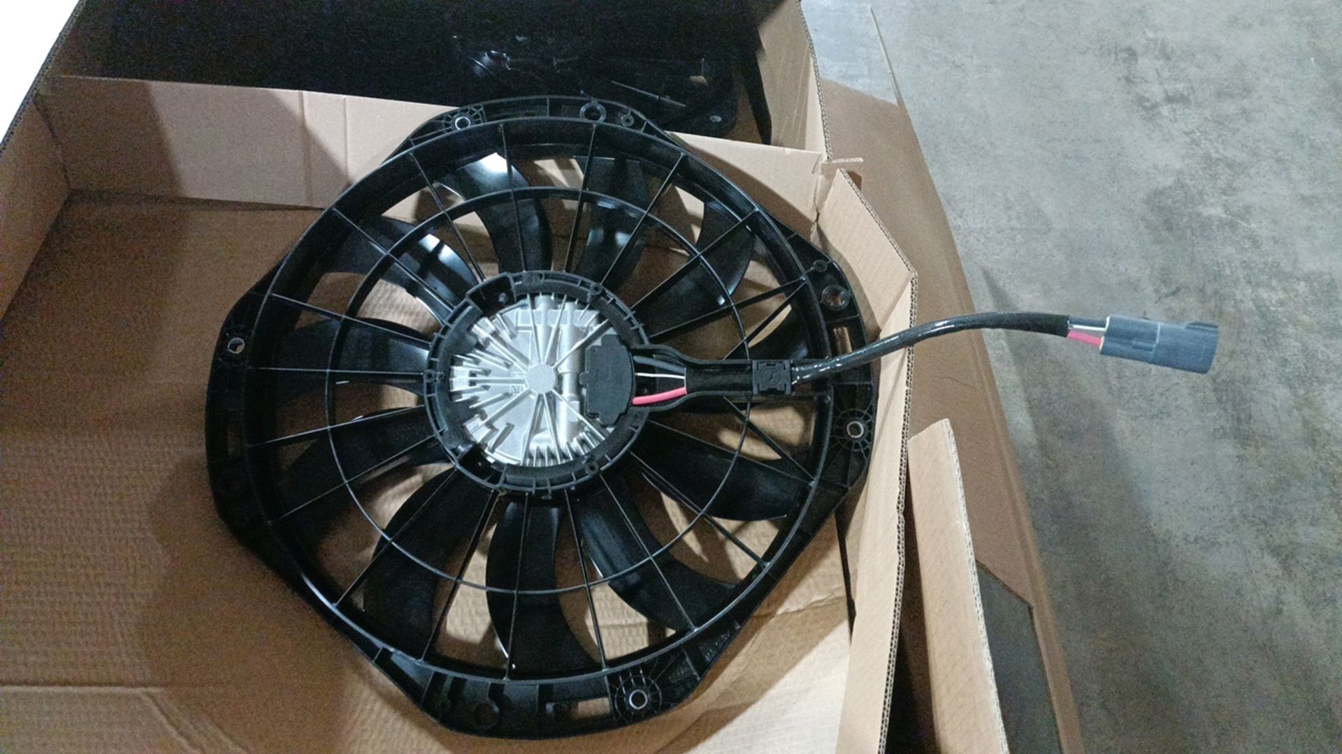 SPAL 18" Cooling Fans - Image 2 of 8