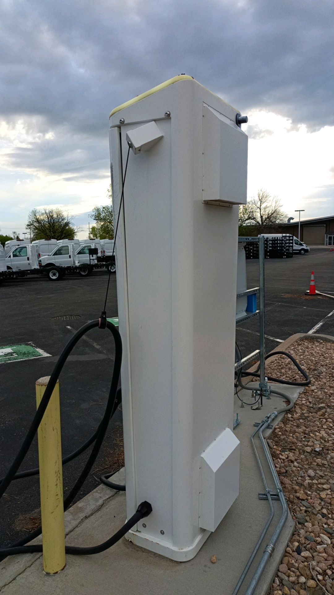 Used EV Charging Systems - Image 3 of 4