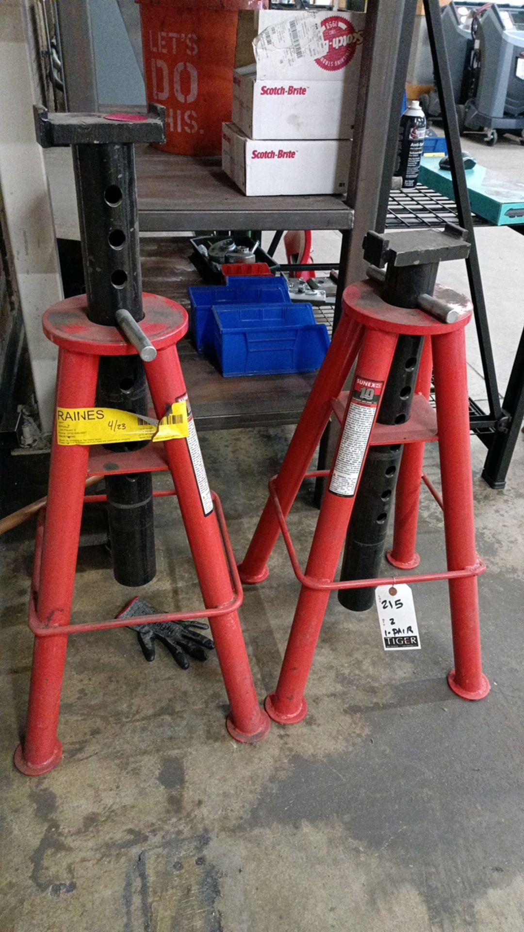 10-Ton High Height Jack Stands - Image 2 of 5