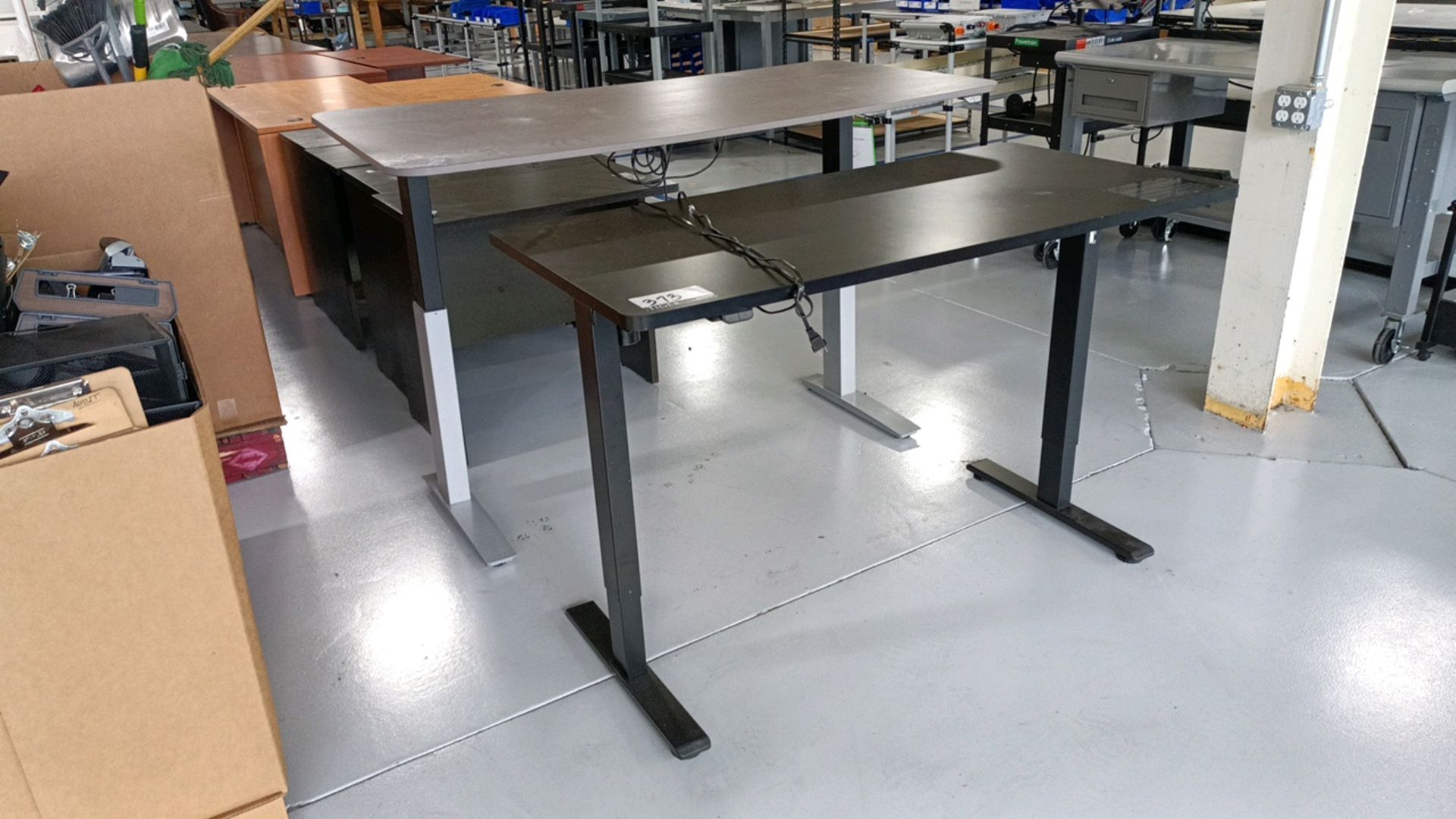 Electric Adjustable Desks - Image 4 of 6