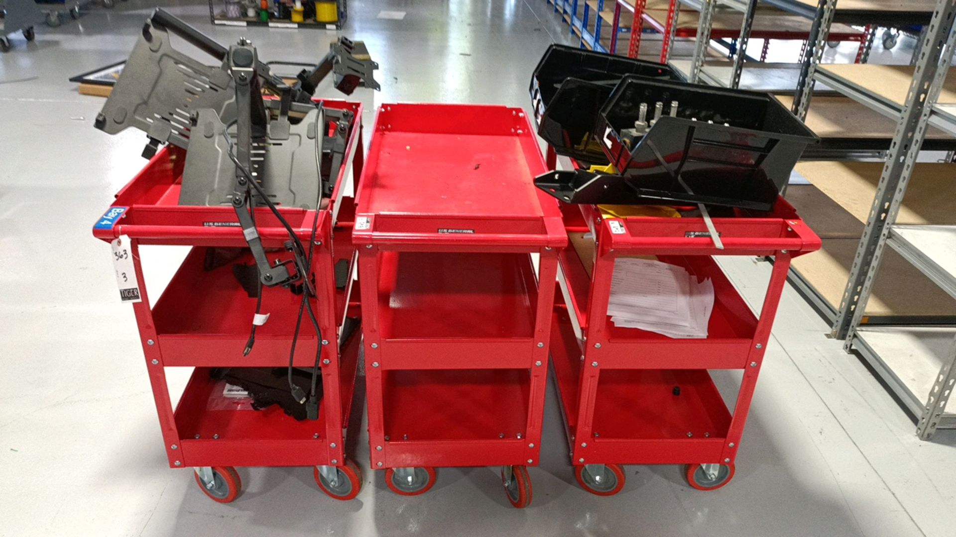 Service Carts - Image 2 of 3