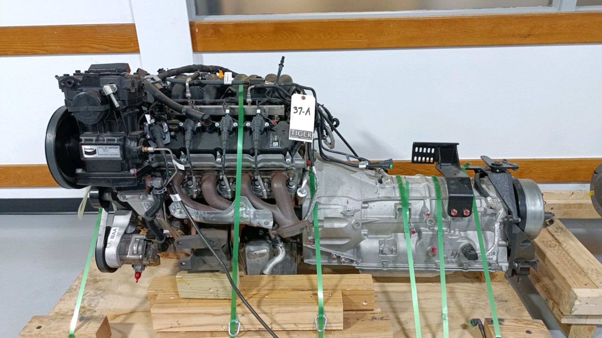 Ford Roush 7.3L V-8 Motor & Transmission