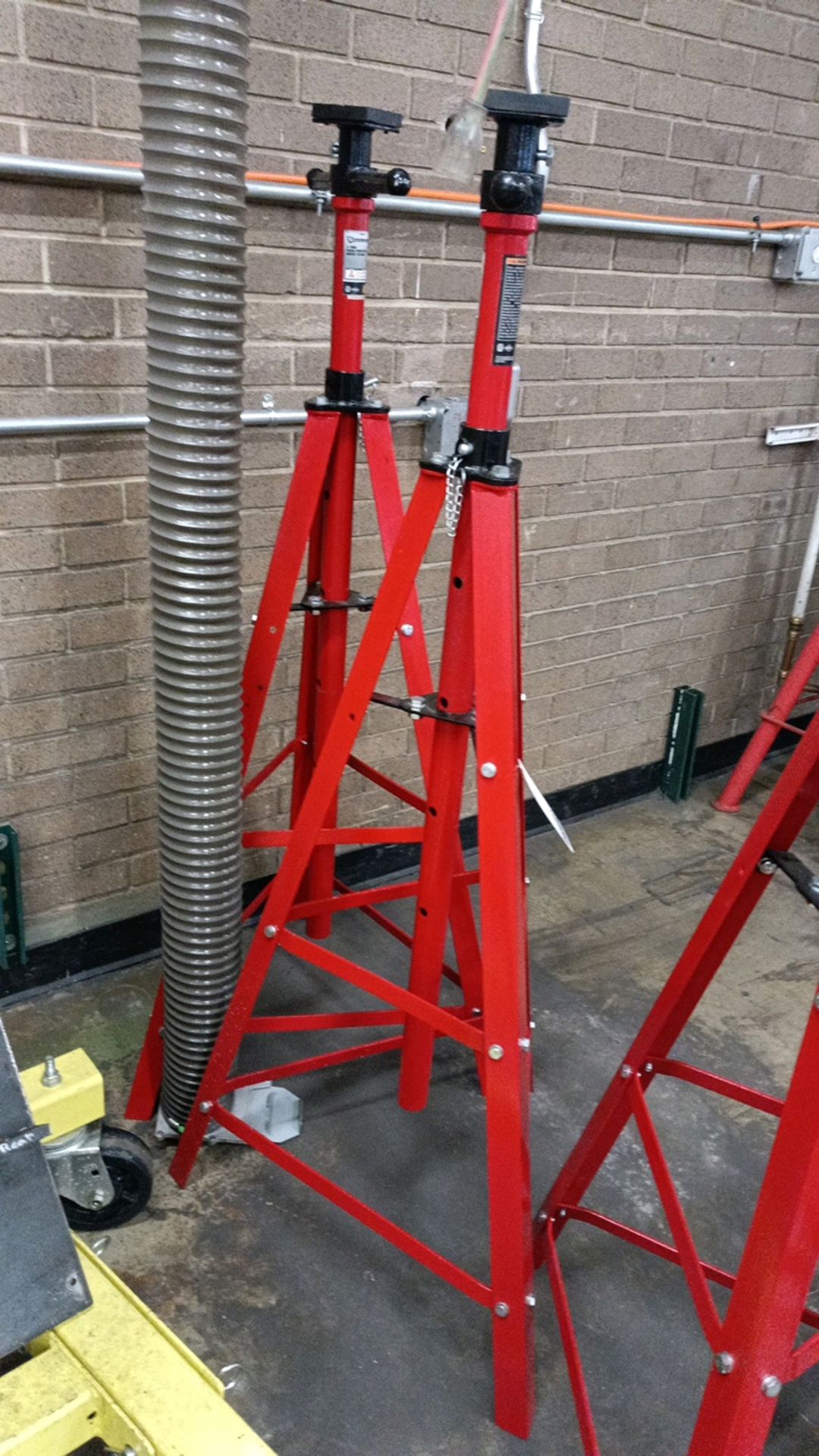 2-Ton High-Position Hoist Stands - Image 2 of 4