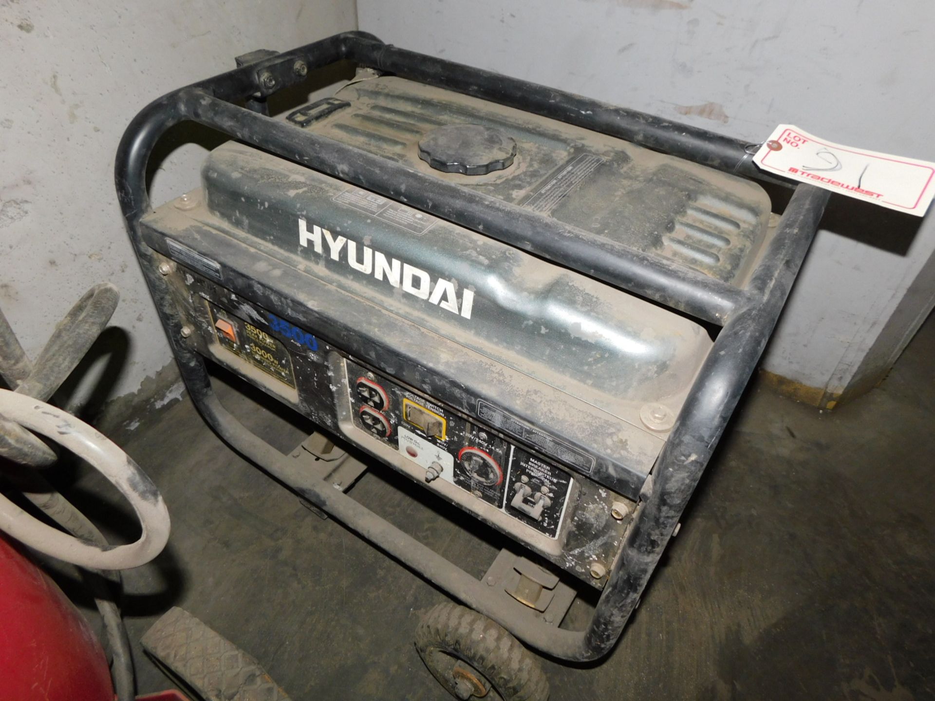 HYUNDAI 3500 KW GENSET