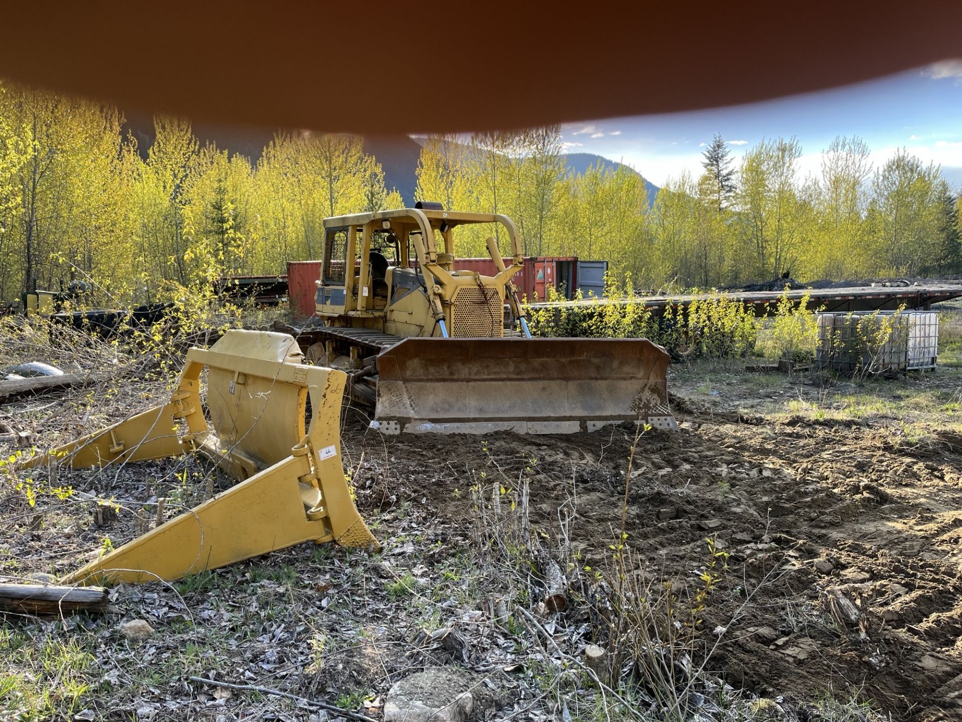 CAT D6D DOZER, 4 WAY BLADE, WINCH, OROPS, S/N 04X06876, 3306 ENGINE, METER SHOWS, C/W 10'8" RAKE - Image 7 of 10