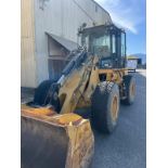 2004 CAT 924G WHEEL LOADER, EROPS, 80% TIRES, 94" BUCKET, METER SHOWS 5700 HOURS