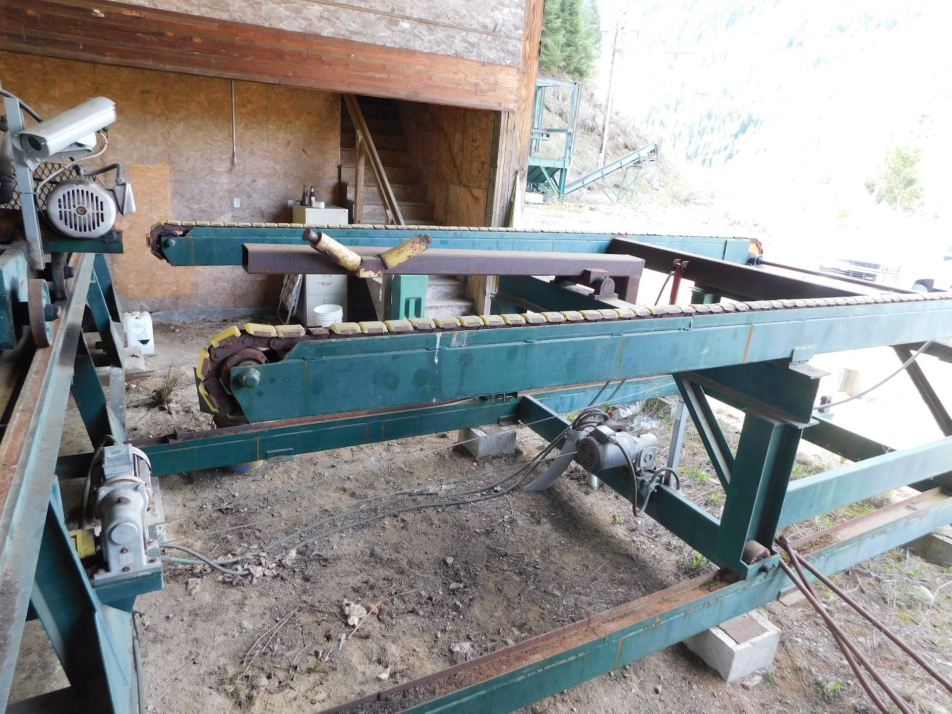 LOG LATHE SYSTEM: UP TO 48" X 30' LOG, (2) ADJUSTABLE CUTTER HEADS, 5HP, 460V, 1755RPM, HEAD CAN - Image 9 of 26