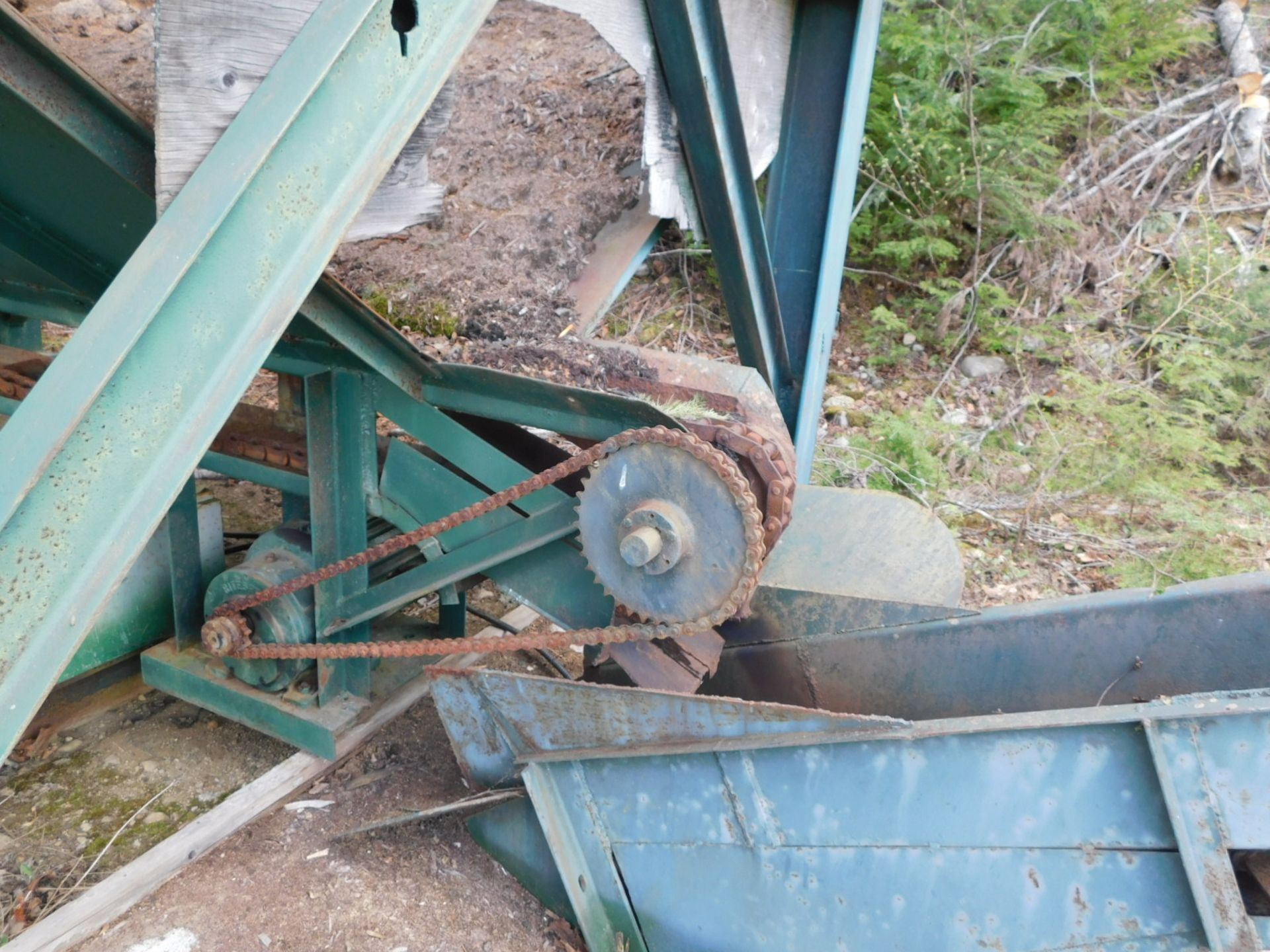 DUNCAN IRON CIRCULAR SAW SAWMILL SYSTEM, 20' X 30" LOG, 75HP- 32" VERTICAL SAW, 30HP, 24" HOROZONTAL - Image 28 of 32