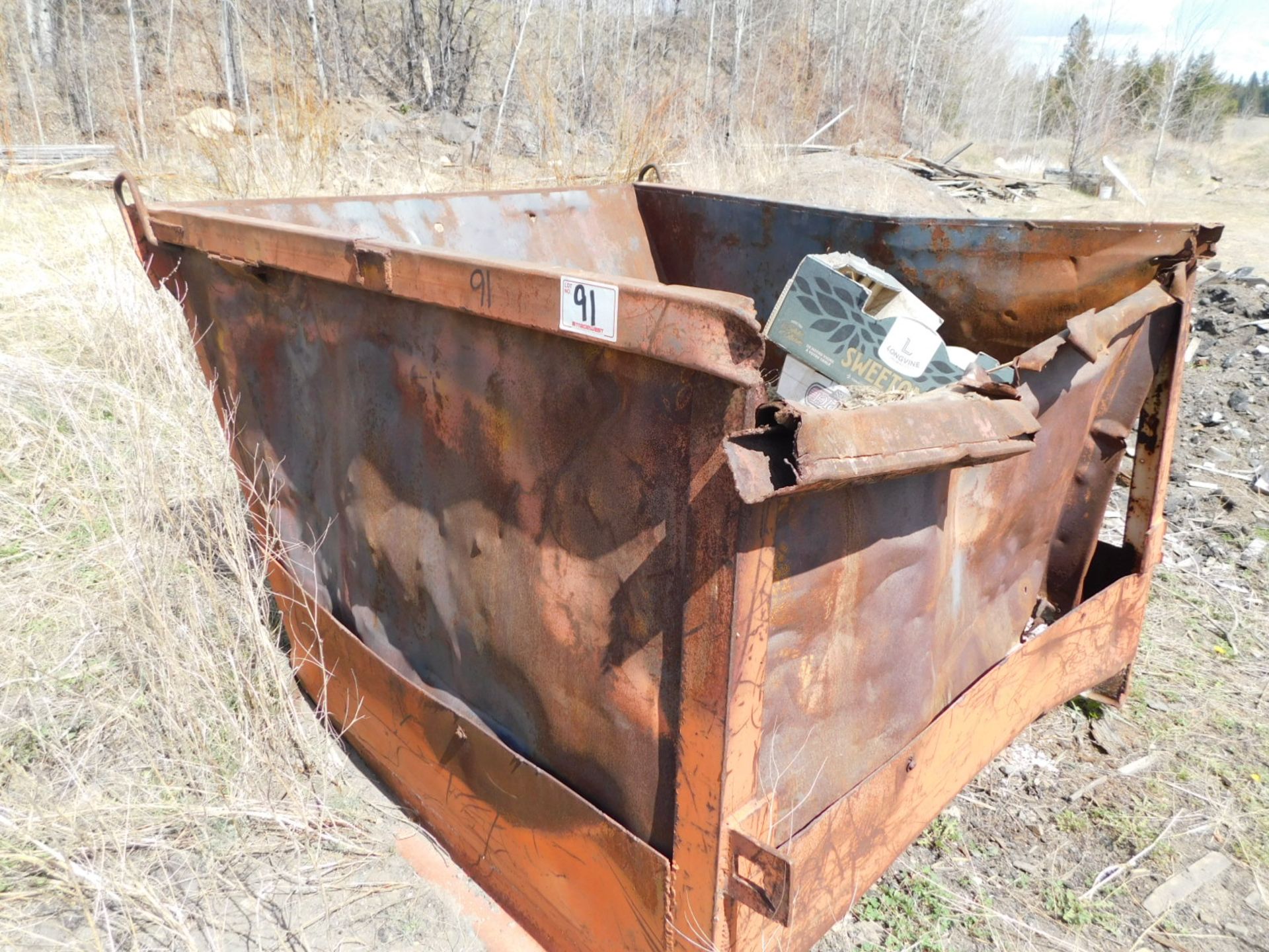 5' X 6' STEEL BIN