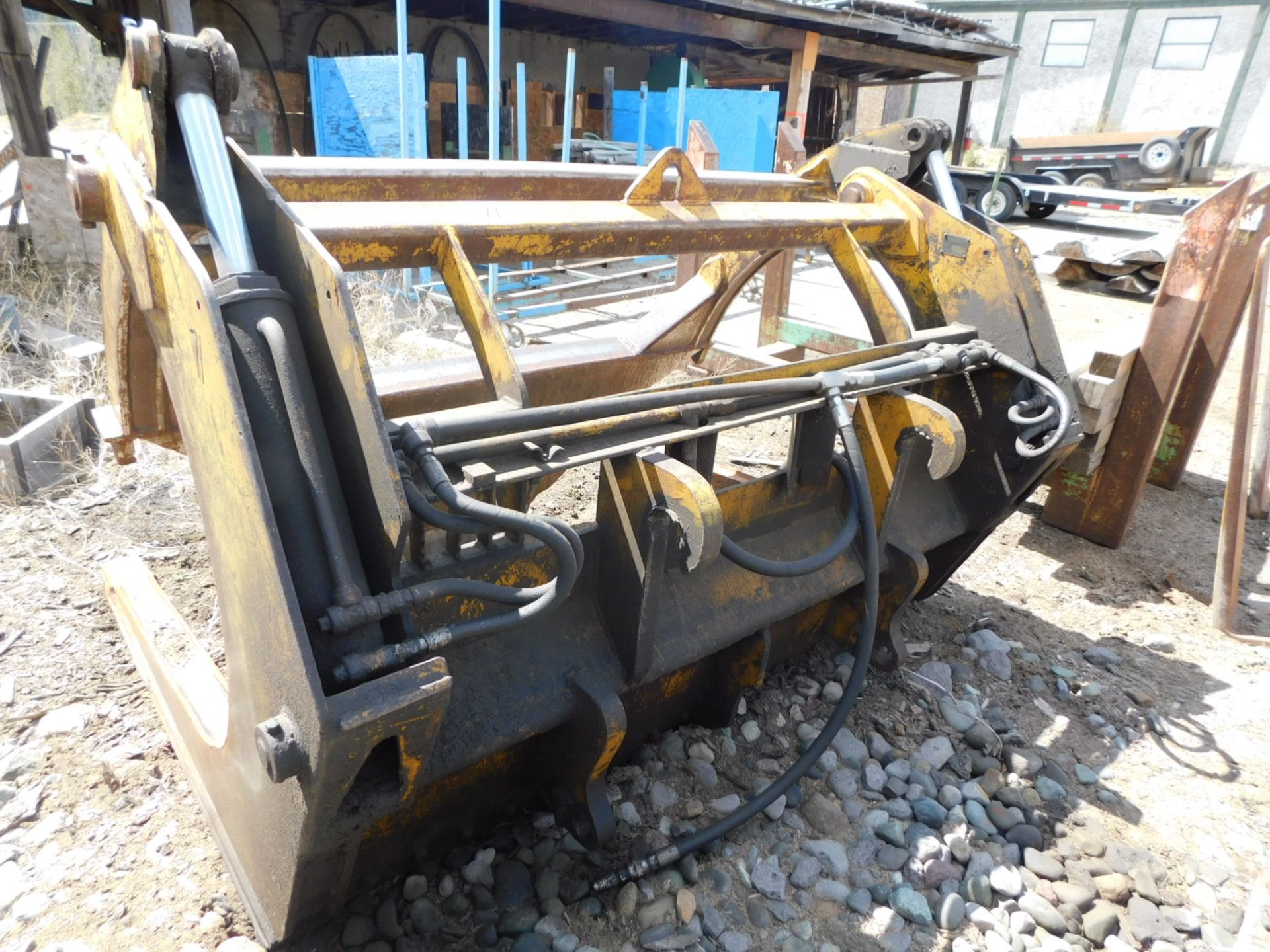 WELDCO 20 LOADER GRAPPLE ATTACHMENT, HYDRAULIC - Bild 2 aus 2