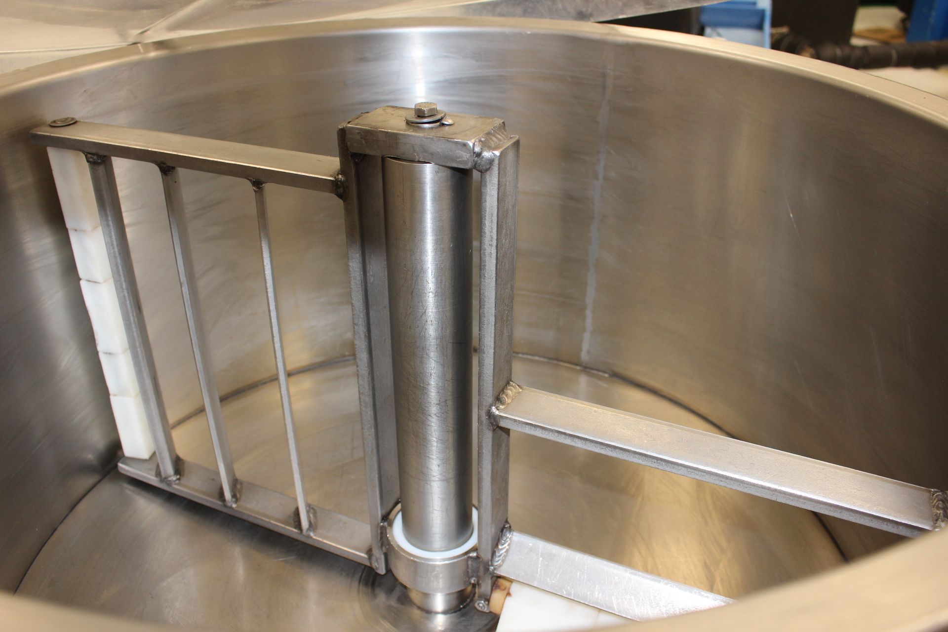 Chocolate Concepts 400-lb Stainless Steel Water Jacketed and Agitated Chocolate Melter with (2) - Image 3 of 3