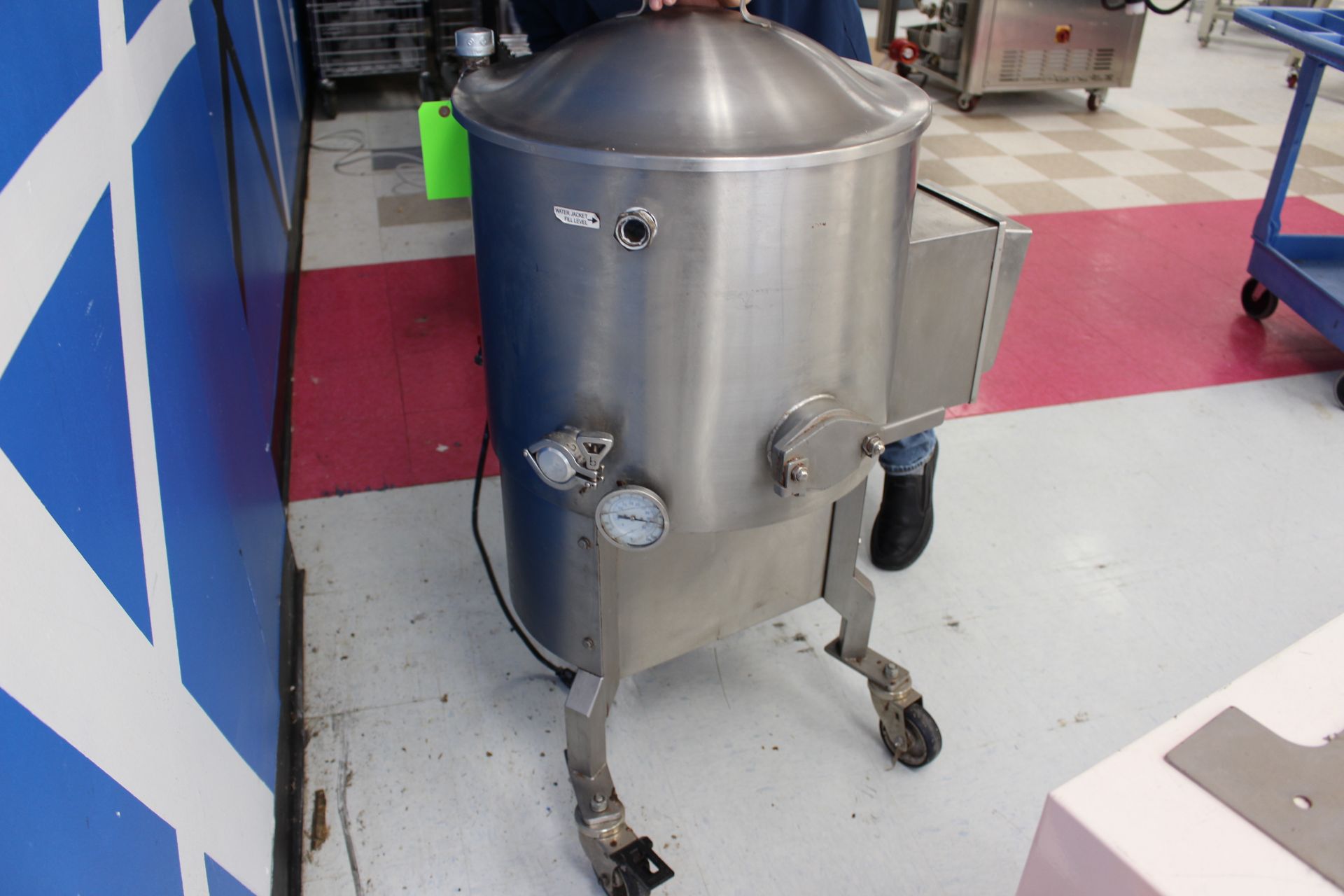 Savage 125 Stainless Steel water jacketed and agitated Chocolate Melter on wheels, electric - Image 4 of 4