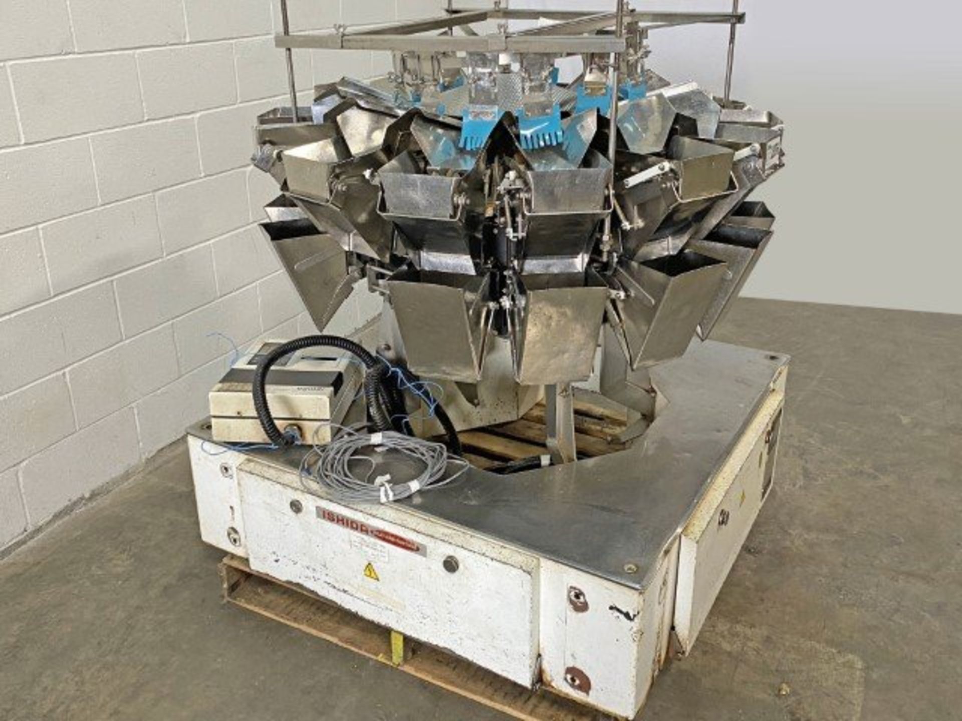 Ishida Multihead CCW Weigher - A 14-head Computer Combination Weigher ideal for candy, but handles a