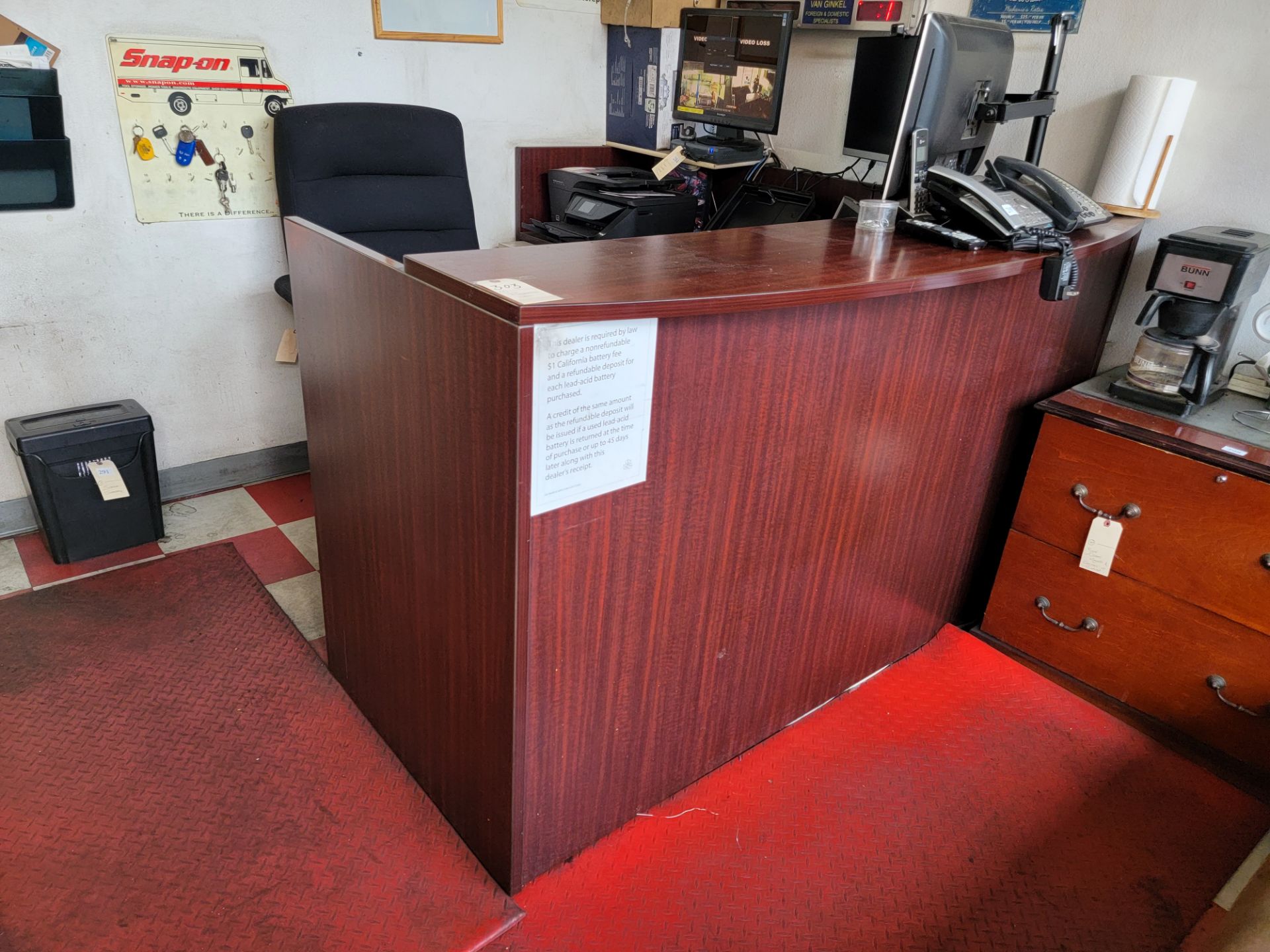 RECEPTION DESK