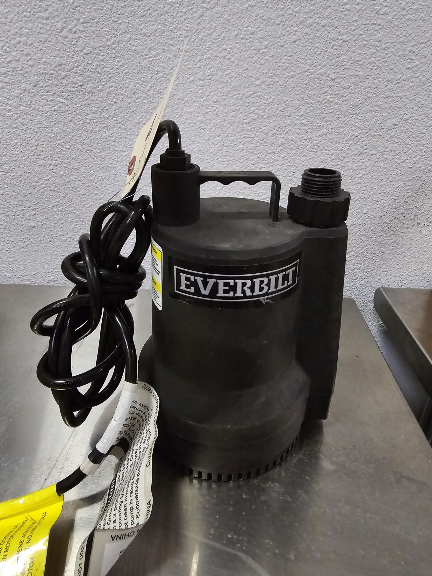 EVERBILT PUMP - Image 2 of 2