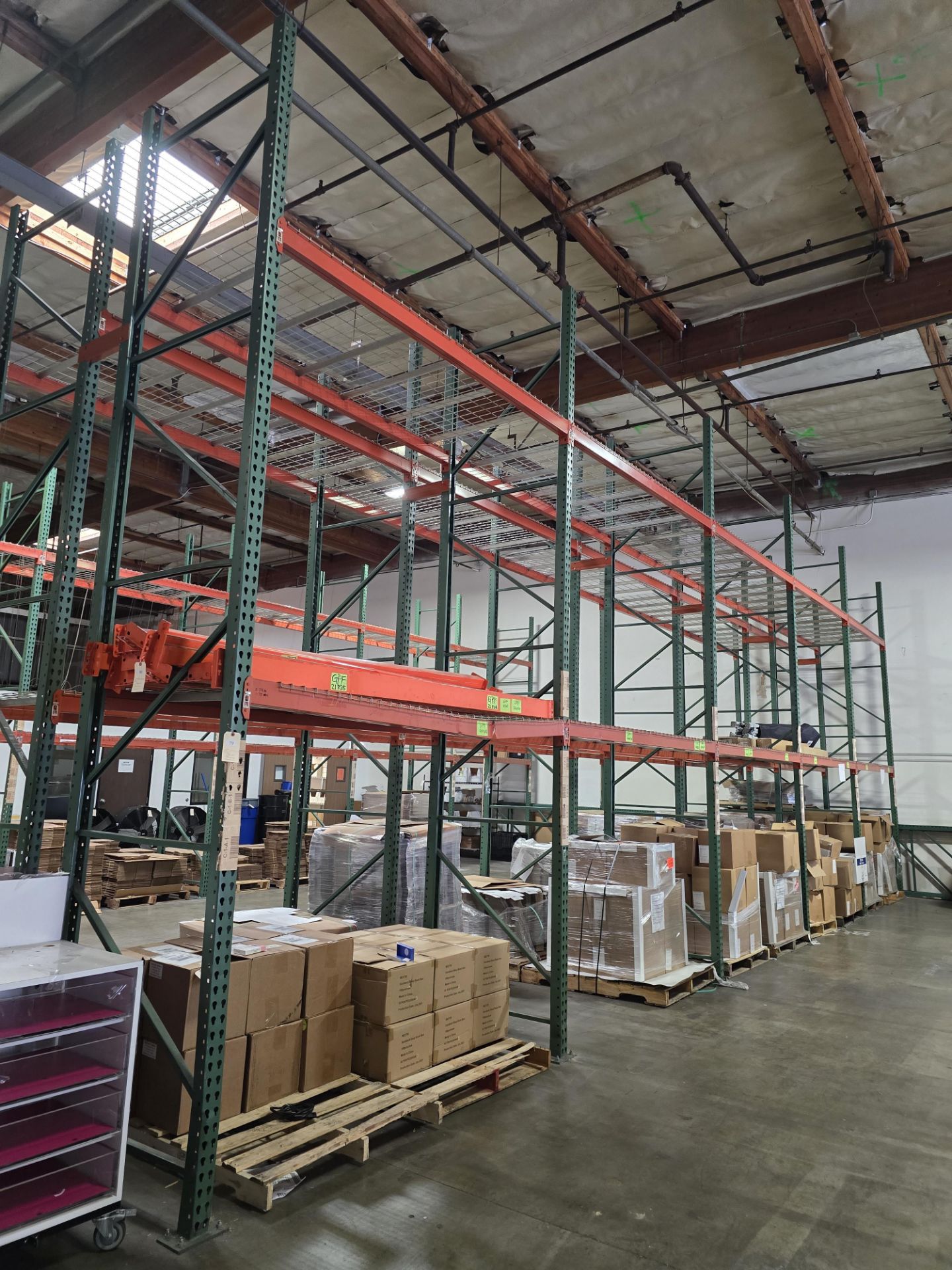 PALLET RACKING SECTIONS