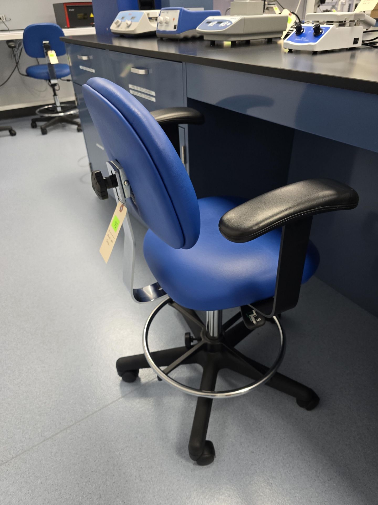 BLUE LAB STOOL - Image 2 of 2