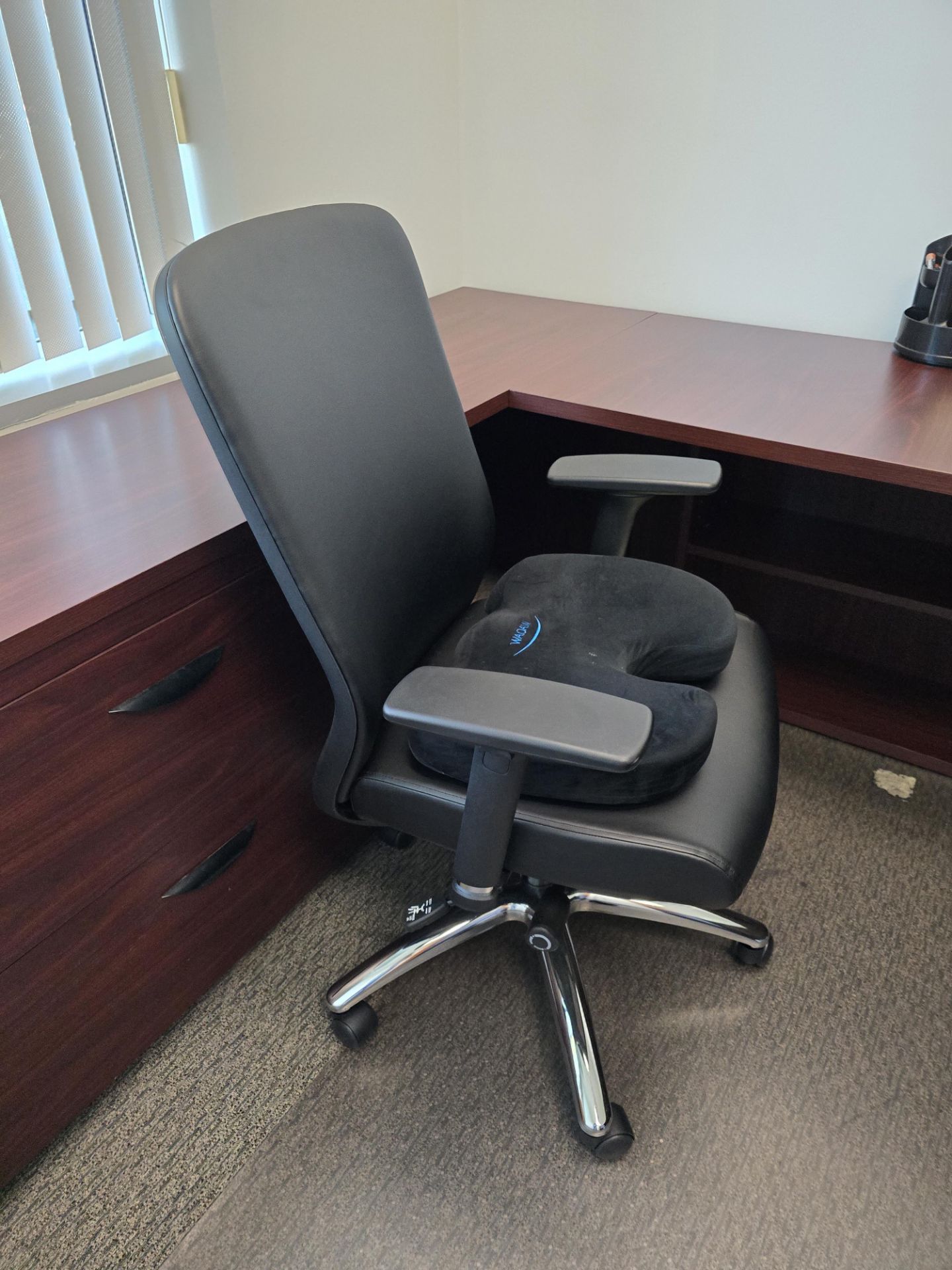 BLACK HL OFFICE CHAIR - Image 2 of 2