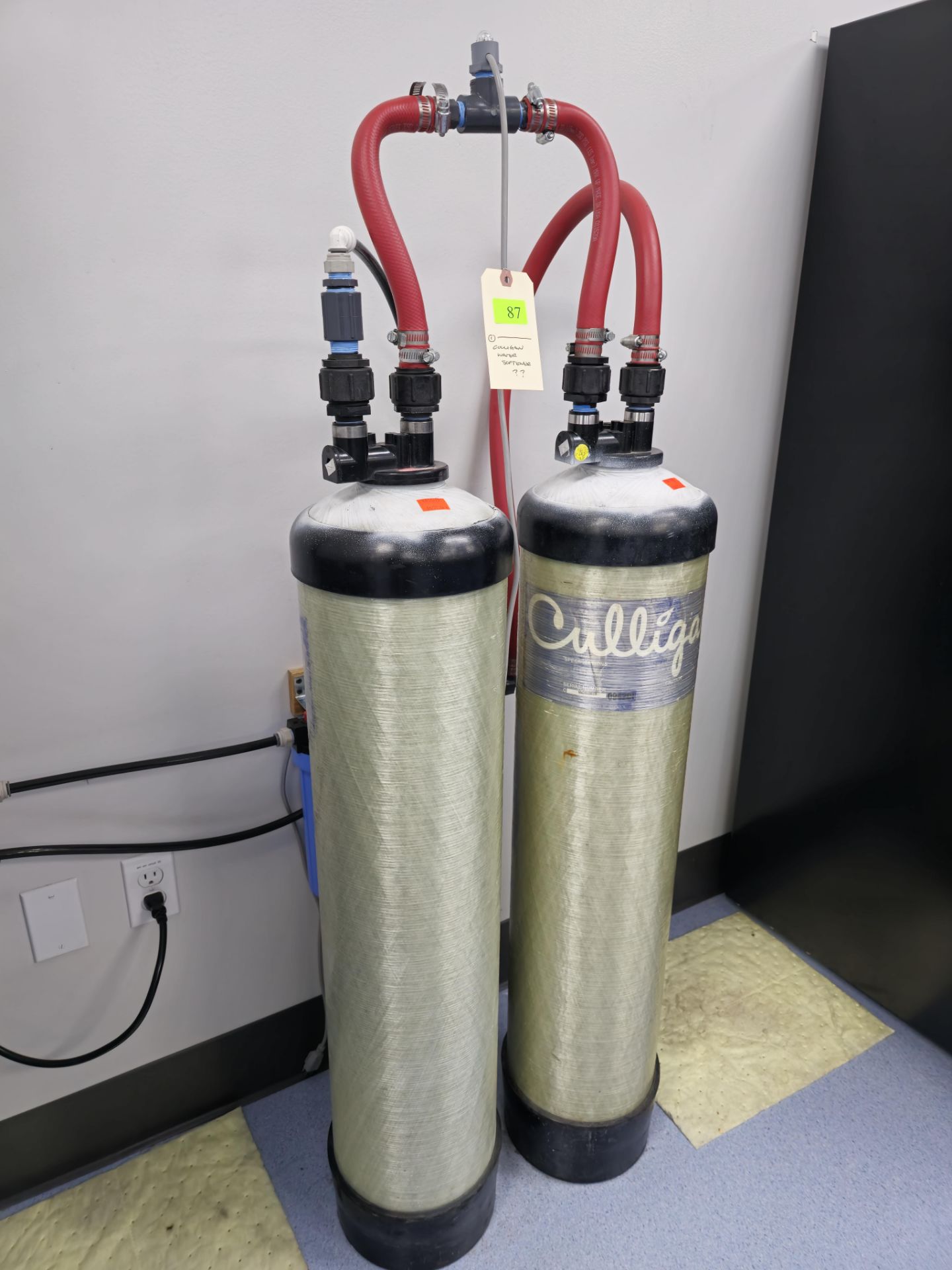 CULLIGAN WATER SOFTENER ?? - Image 2 of 3