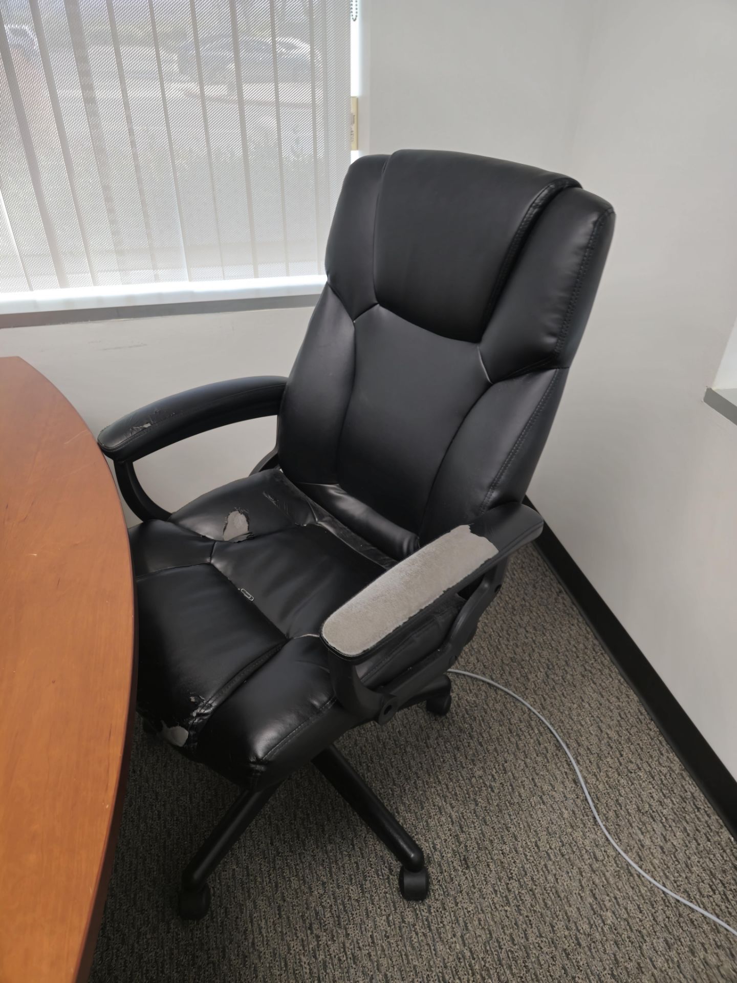 OFFICE CHAIRS - Image 2 of 2