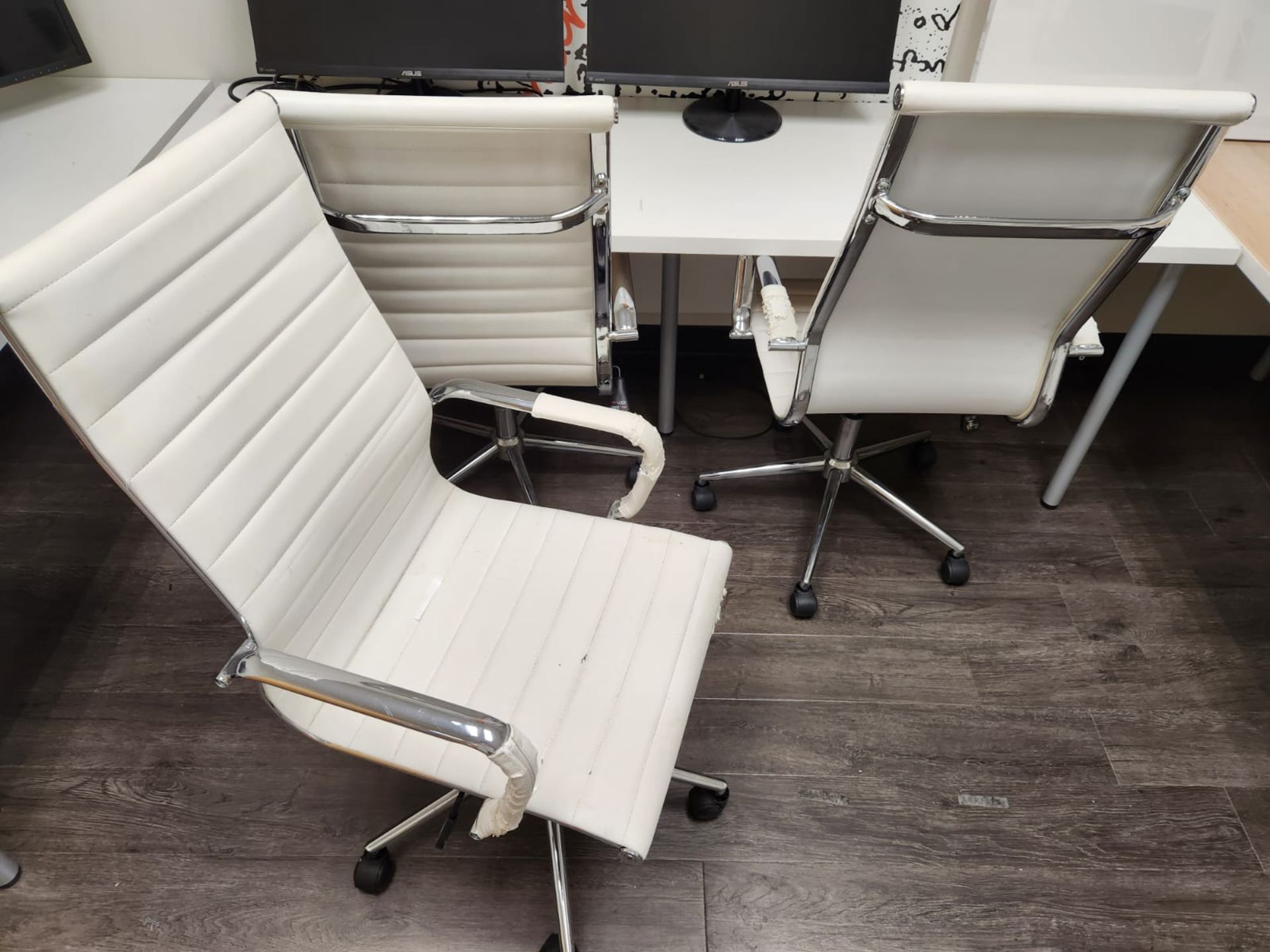 WHITE OFFICE CHAIRS