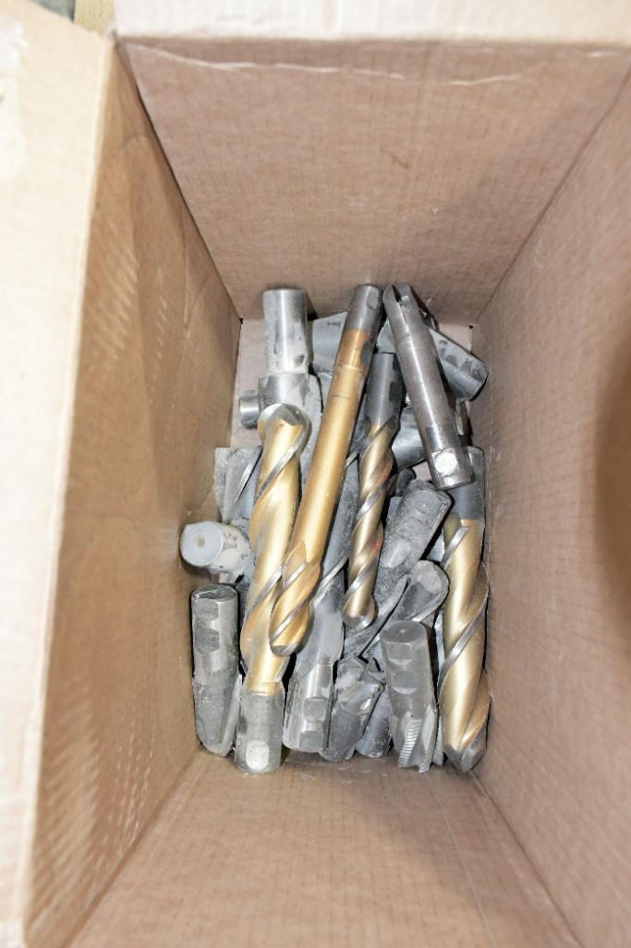 Lot-Single End Mills in (1) Box