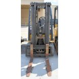 Yale Model GLC050VXNVSE083, 4800-Lbs. x 171.3" Lift Capacity LP Gas Fork Lift Truck