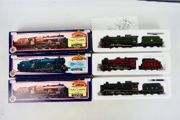 Bachmann - Three boxed OO steam locomotives and tenders from Bachmann.