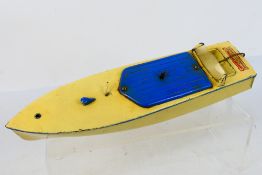 Hornby - A 1930s clockwork Hornby Racer II Speedboat.