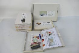 DM-Toys - Daniel Mrugalski - 10 x boxed N gauge building model kits including office building # 712,