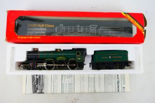 Hornby - A boxed OO gauge 4-6-0 GWR Hall Class locomotive named Albert Hall number 4983 # R759.