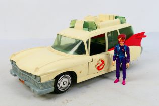 The Real Ghostbusters - Ecto 1 - Janine Melnitz.