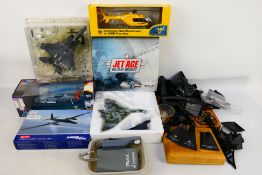 Atlas Editions - Amer - Easy Model - Others - Five boxed diecast military aircraft models in