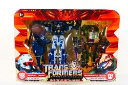 Hasbro - Transformers - A boxed 2009 Transformers Revenge Of The Fallen Master Of Metallikato set