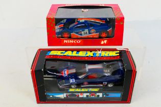 Scalextric - Ninco - 2 x boxed slot cars in 1:32 scale in Gulf livery, Ferrari F40 # C.