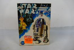 Star Wars - Kenner - A boxed Kenner R2-D2 plastic model kit.