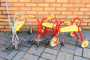 Raleigh - 3 x vintage Raleigh junior Tricycles.