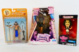 Bettie Page - Dark Horse Deluxe - Headliners XL - Rocky Horror - Tomb Raider - Playmates.