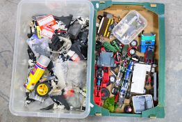 Radio Control - Other - A quantity of RC parts and accessories with a group of playworn and