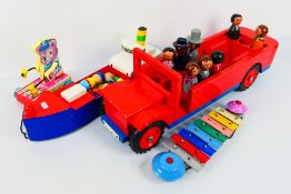Fisher Price - A group of toys including a Tint Teddy Xylophone,