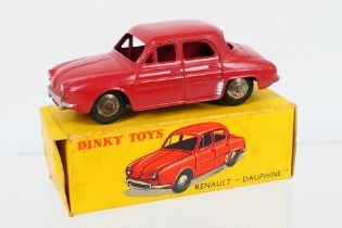 Dinky - A boxed French Dinky Renault Dauphine # 24E / 524.