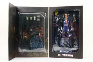 Hot Toys - A 1:6 scale Hot Toys 'Resident Evil - Jill Valentine (Battle Suit Version) poseable