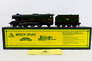 Bassett-Lowke - A limited edition boxed O gauge A3 4-6-2 locomotive and tender number 60103 named
