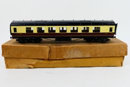 Exley - An O gauge Exley K4 GWR Corridor Coach number 4201 in Good condition with some wear.