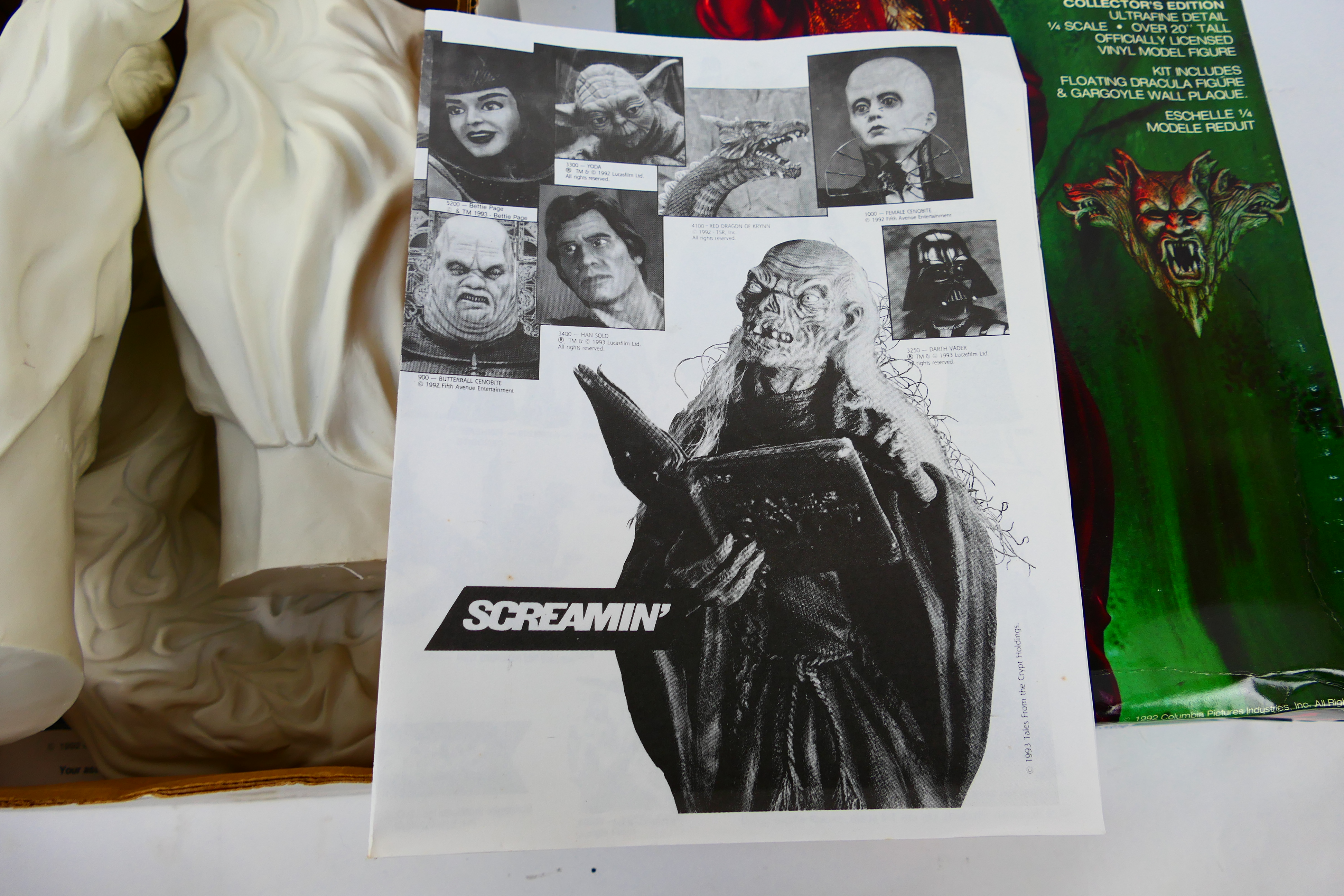 Screamin - A boxed Collectors Edition 1/4 scale vinyl Bram Stoker's 'Dracula' model kit. - Image 3 of 4