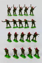 Britains Super Deetail - An unboxed collection of 20 Britains Super Deetail Paratrooper figures.