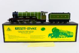 Bassett-Lowke - A limited edition boxed O gauge A1 Pacific 4-6-2 locomotive and tender number 4475