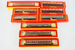 Hornby 9 x boxed OO gauge coaches including 2 x BR ex LNER sleeping cars # R419,