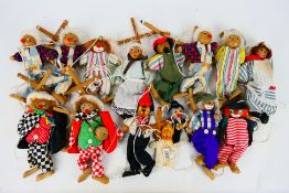 Marionettes - Puppets - Grove International.