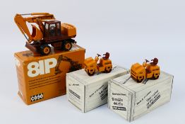 Conrad - 3 x boxed construction vehicles in 1:50 scale,